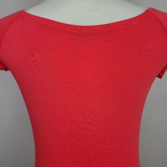 DYNAMITE Coral Orange Fitted Short Sleeve T-Shirt Medium - Picture 9 of 16